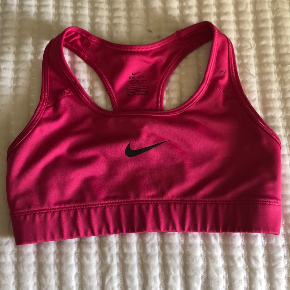 nike women’s xs sports bra